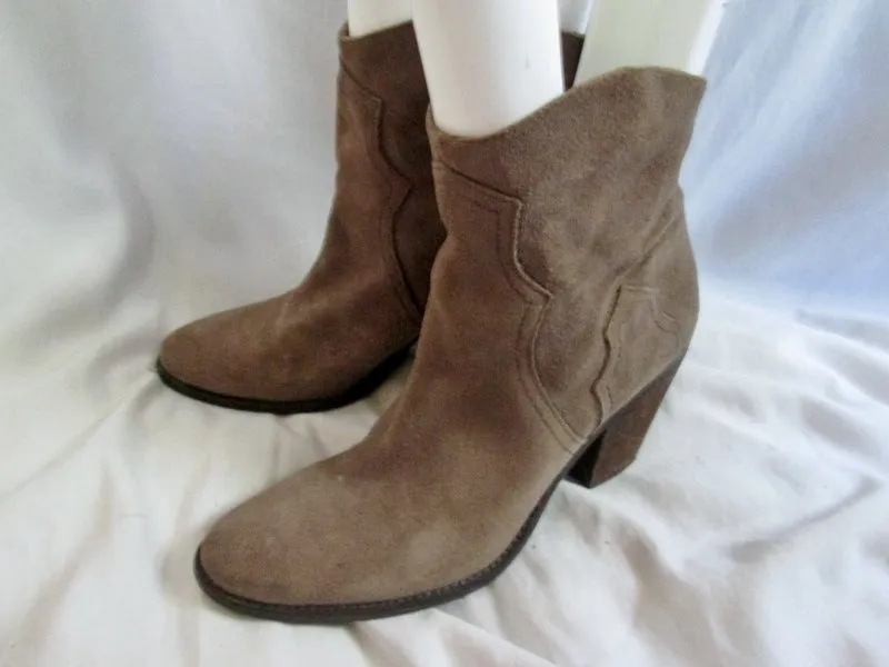 Womens BCBGeneration SANTINA Suede Ankle BOOTS Booties BROWN 8.5 Cowboy Western